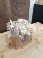 Букет от свещи в екрю