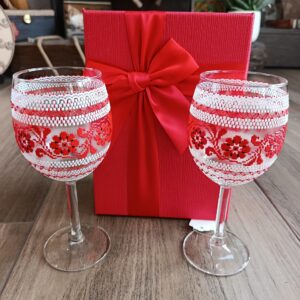 Рисувани чаши за вино
