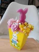 Великденска кошница със свещи